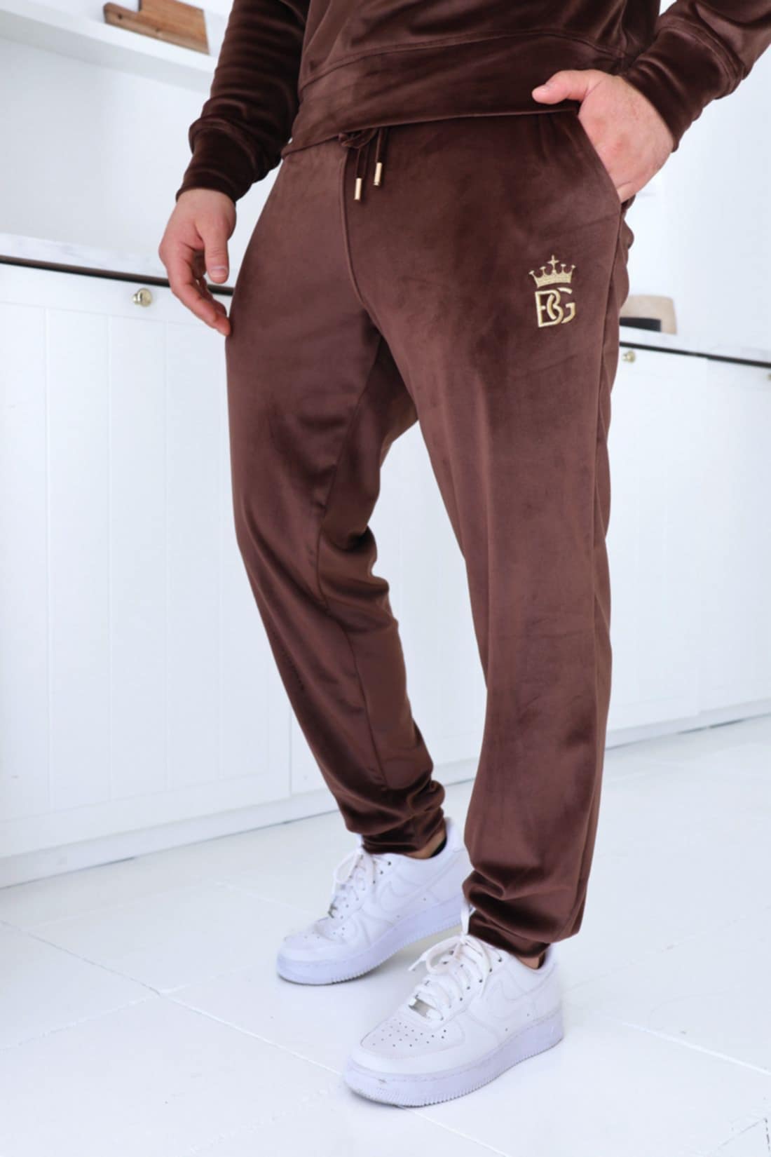 Czekolada Dres Męski BG Couture – Welurowy Komplet Premium